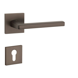 AT - PYROLA - HR 7S | HNM - Hnědá matná AT - PYROLA - HR 7S | HNM - Hnědá matná