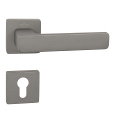 CE - FLAT - HR | T - Titan CE - FLAT - HR | T - Titan