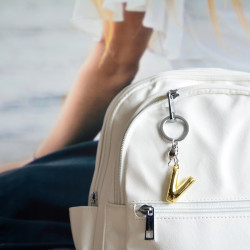 MTM - KLÍČENKA - Písmeno V MTM - KLÍČENKA - Písmeno V