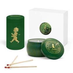 SN - DÁRKOVÝ BOX - Svíčka a zápalky - Borovicový les | Zelená lesklá / zlatý lesklý emblém SN - DÁRKOVÝ BOX - Svíčka a zápalky - Borovicový les | Zelená lesklá / zlatý lesklý emblém