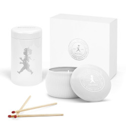 SN - DÁRKOVÝ BOX - Svíčka a zápalky - Eukalyptus | Bílá lesklá / stříbrný lesklý emblém SN - DÁRKOVÝ BOX - Svíčka a zápalky - Eukalyptus | Bílá lesklá / stříbrný lesklý emblém