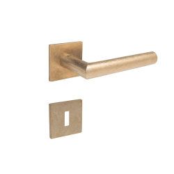 TI - FAVORIT - HR 4002Q 5S | NAT - Mosaz natural (185)